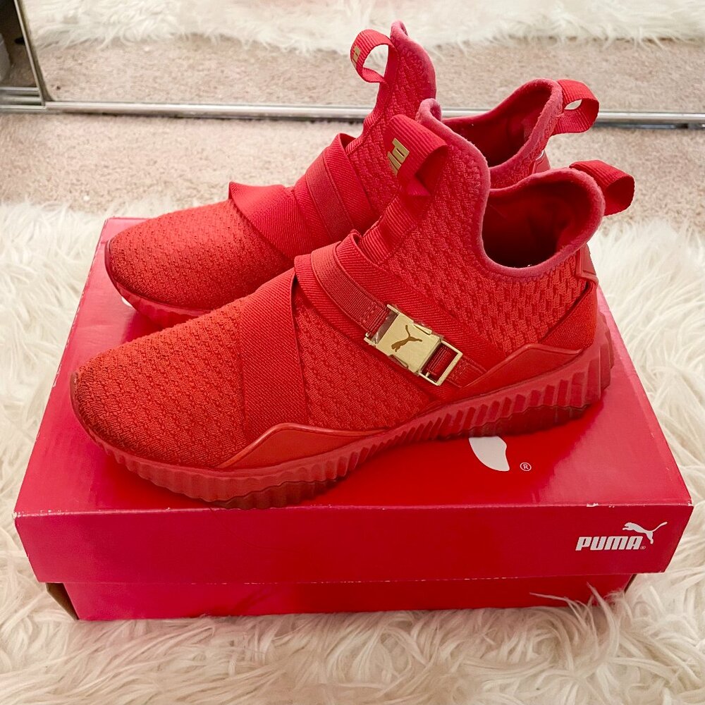 Puma Defy Mid Iced Womens Red Mesh Athletic Cross Training - red -size US6